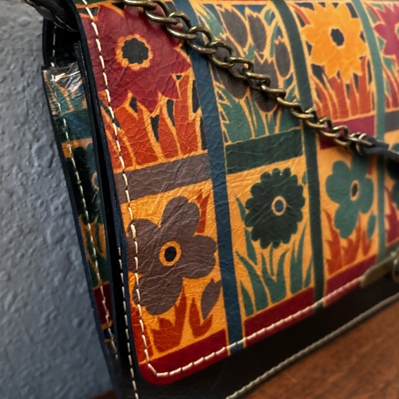 Patricia Nash Italian Leather Floral Block Clutch/Crossbody Bag - Picture 4 of 16